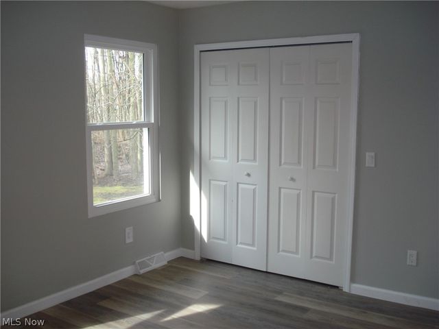 8290 Quail Point Lane, Mentor, OH 44060