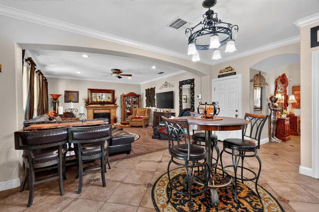 6904 Danberg Way, Elk Grove, CA 95757