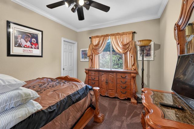 6904 Danberg Way, Elk Grove, CA 95757