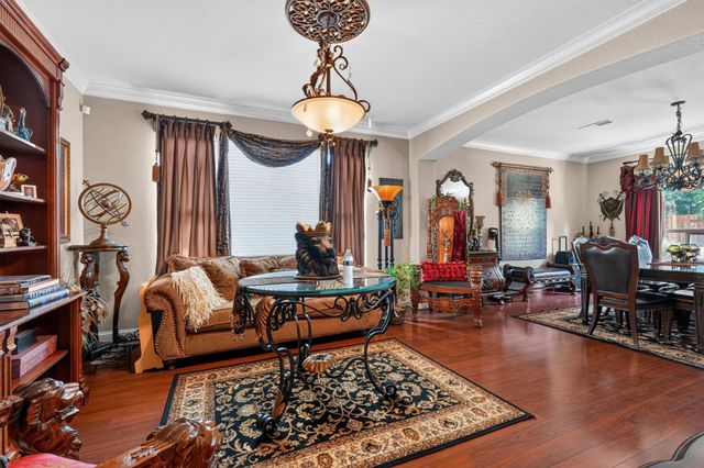 6904 Danberg Way, Elk Grove, CA 95757