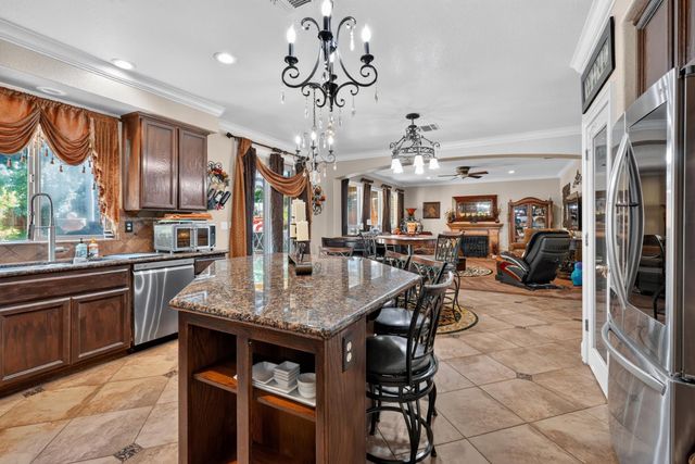 6904 Danberg Way, Elk Grove, CA 95757