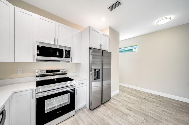 2710 Nokomis Avenue, West Palm Beach, FL 33409