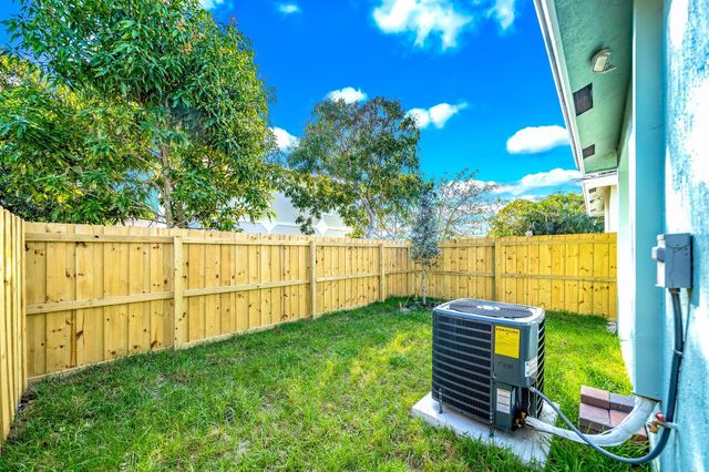 2710 Nokomis Avenue, West Palm Beach, FL 33409