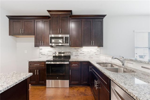 886 Ambient Way SW, Atlanta, GA 30331