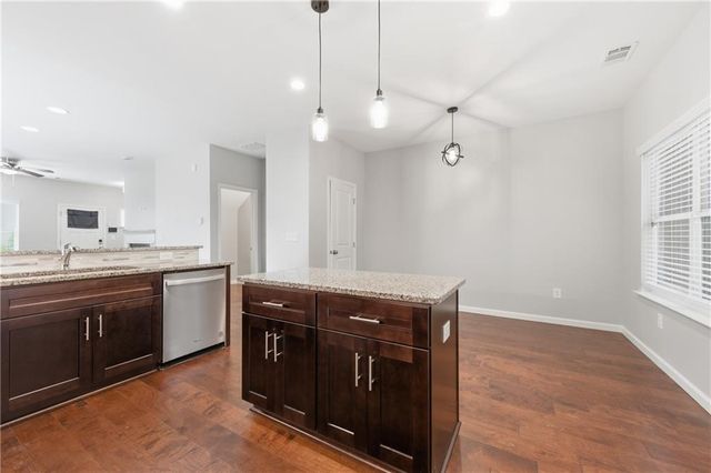 886 Ambient Way SW, Atlanta, GA 30331