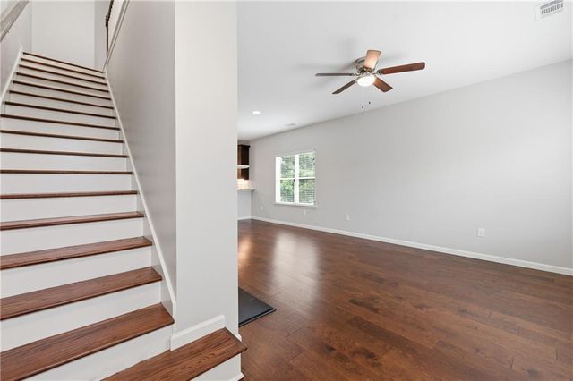 886 Ambient Way SW, Atlanta, GA 30331