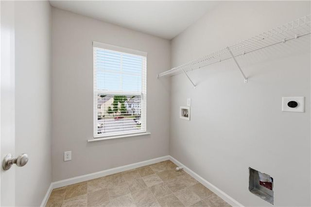 886 Ambient Way SW, Atlanta, GA 30331