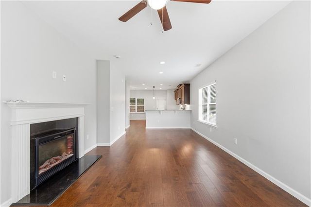 886 Ambient Way SW, Atlanta, GA 30331