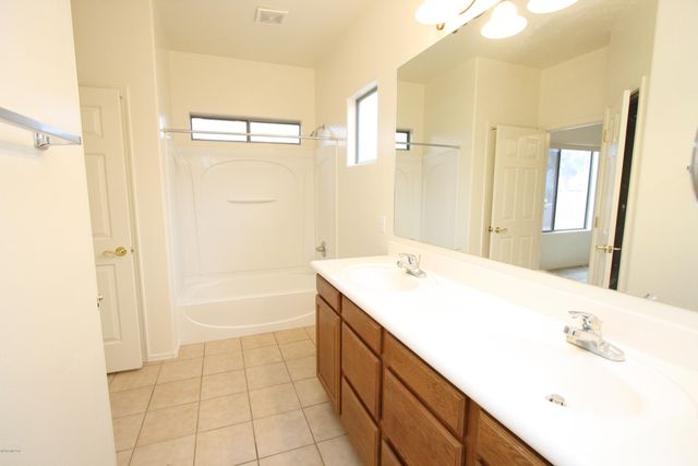 60719 E Eagle Heights Drive, Tucson, AZ 85739