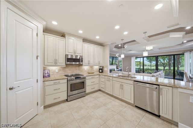 8773 Bellano CT 102, Naples, FL 34119
