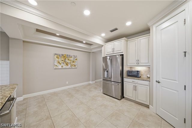 8773 Bellano CT 102, Naples, FL 34119