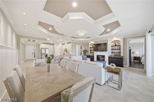 8773 Bellano CT 102, Naples, FL 34119