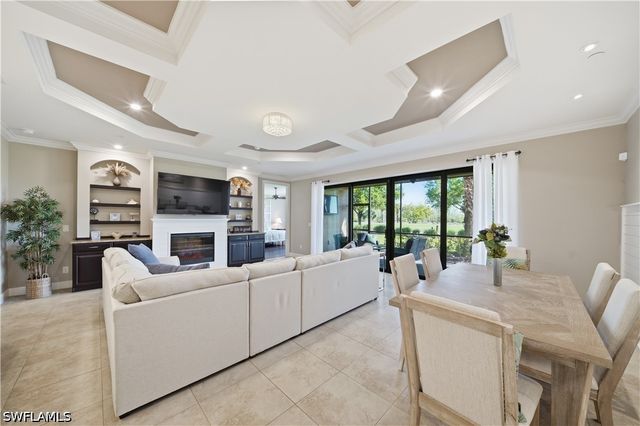 8773 Bellano CT 102, Naples, FL 34119