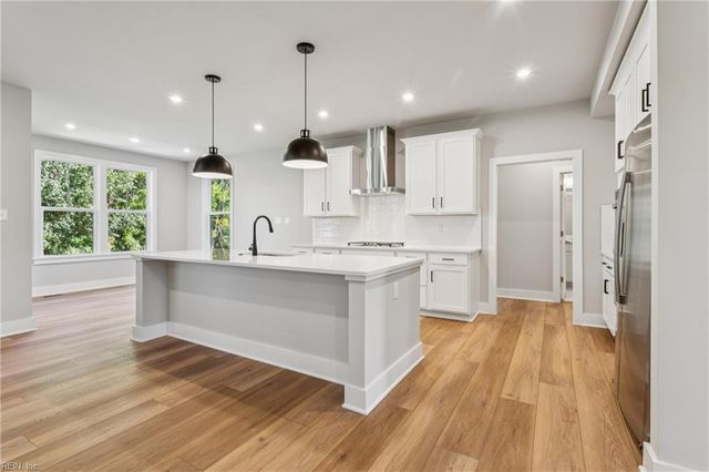 117 Robert Bruce RD, Poquoson, VA 23662