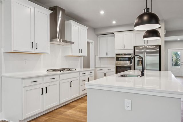 117 Robert Bruce RD, Poquoson, VA 23662