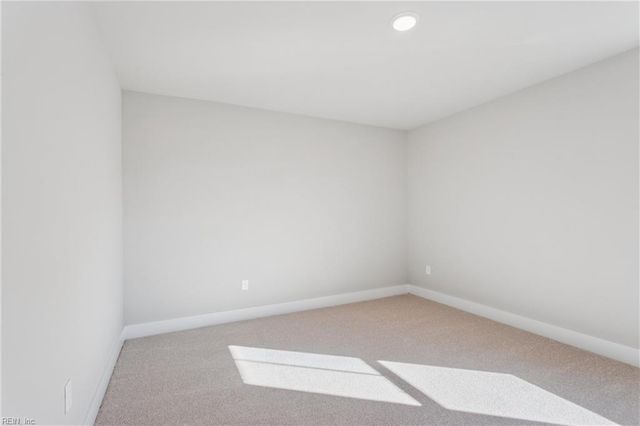 117 Robert Bruce RD, Poquoson, VA 23662