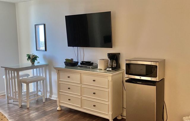 9820 Queensway Blvd Apt 206, Myrtle Beach, SC 29572