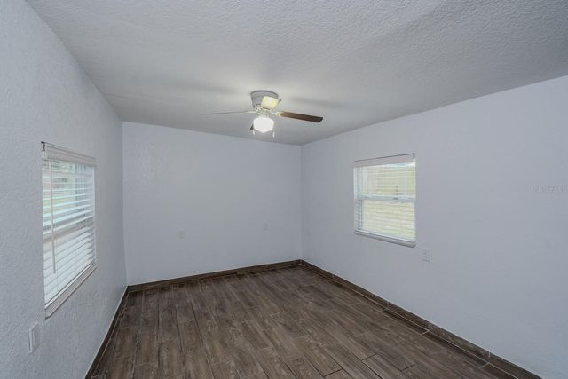 503 MOORE AVENUE, Seffner, FL 33584