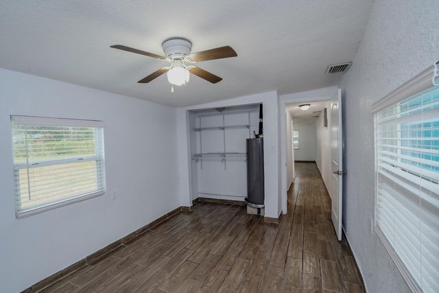 503 MOORE AVENUE, Seffner, FL 33584