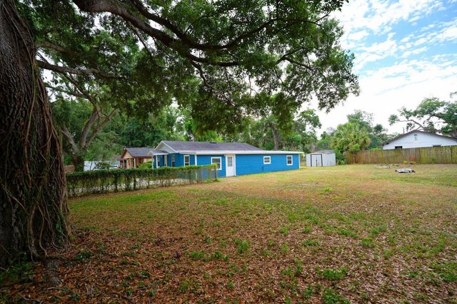 503 MOORE AVENUE, Seffner, FL 33584