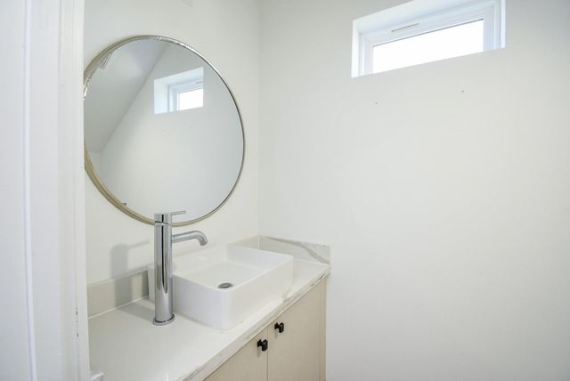 15000 S Richmond Avenue 6, Houston, TX 77082