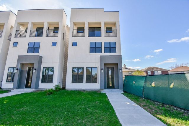 15000 S Richmond Avenue 6, Houston, TX 77082
