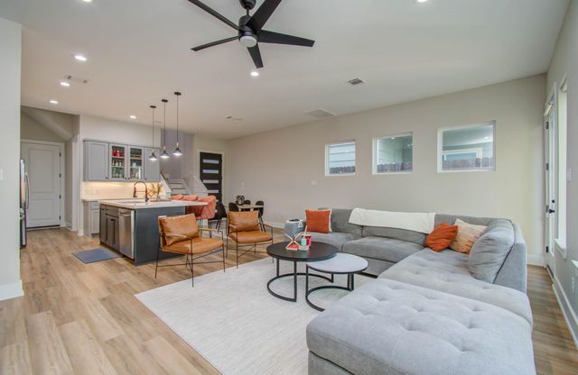 4612 Oats Street, Houston, TX 77020