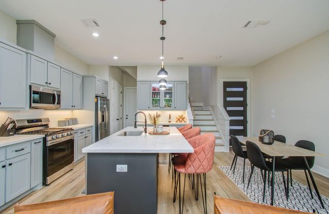 4612 Oats Street, Houston, TX 77020