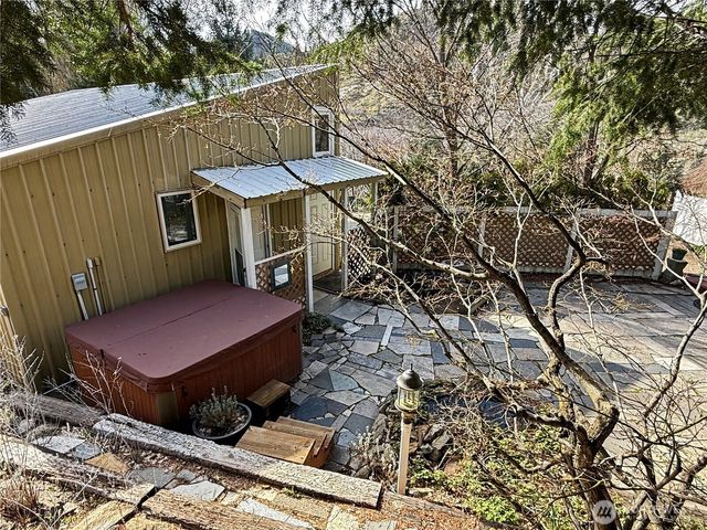 7540 Brender Canyon Road, Cashmere, WA 98815