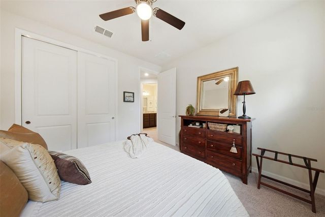 5920 VILLAGE CENTER DRIVE, Lithia, FL 33547