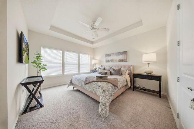 5920 VILLAGE CENTER DRIVE, Lithia, FL 33547