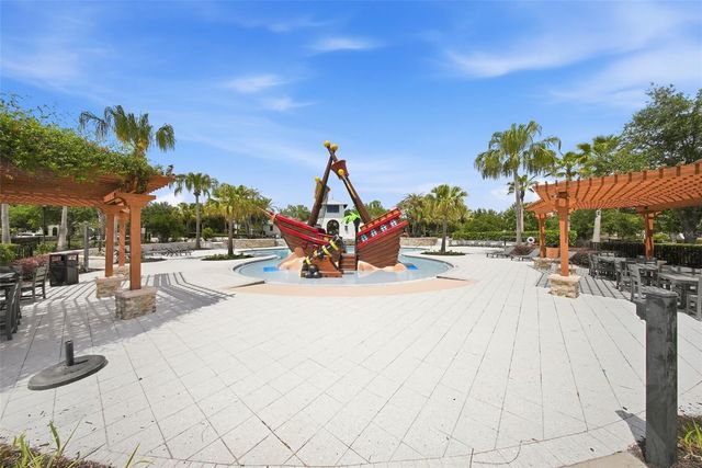 5920 VILLAGE CENTER DRIVE, Lithia, FL 33547