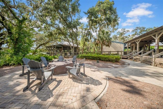 5920 VILLAGE CENTER DRIVE, Lithia, FL 33547