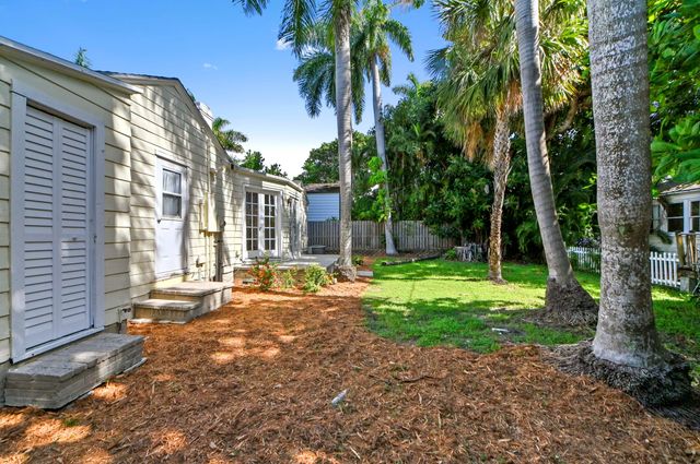 53 Palm Square, Delray Beach, FL 33483