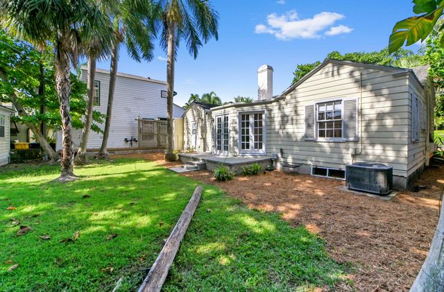 53 Palm Square, Delray Beach, FL 33483