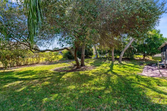 8302 DANBURY LANE, Hudson, FL 34667