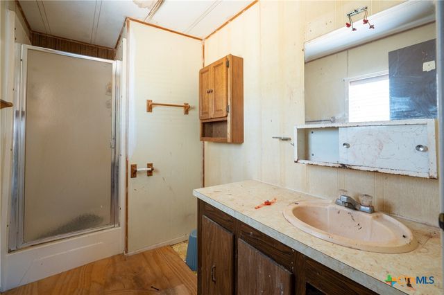 1611 W Main, Little River Academy, TX 76554