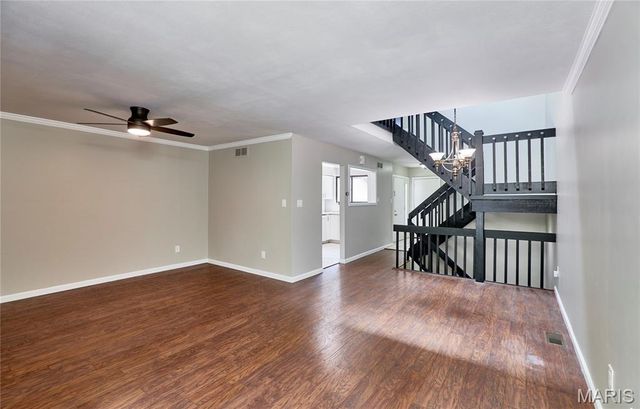1755 Robin Knoll Court, St Louis, MO 63146