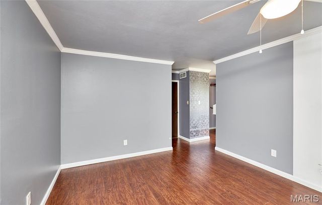 1755 Robin Knoll Court, St Louis, MO 63146