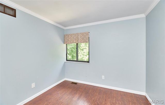1755 Robin Knoll Court, St Louis, MO 63146