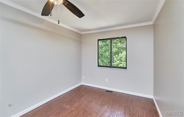 1755 Robin Knoll Court, St Louis, MO 63146
