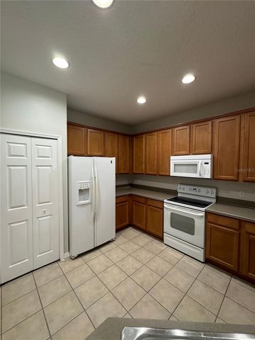 10360 SANDY MARSH LANE, Orlando, FL 32832