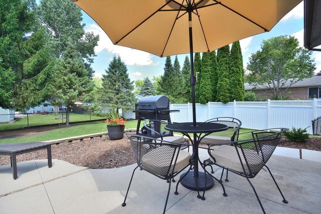 N160W19520 Clover LANE, Jackson, WI 53037