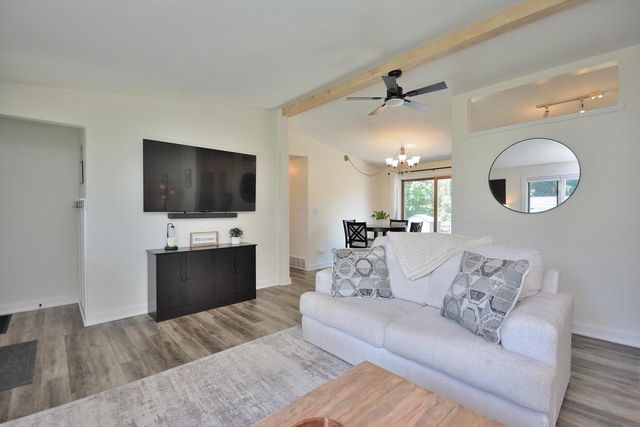 N160W19520 Clover LANE, Jackson, WI 53037