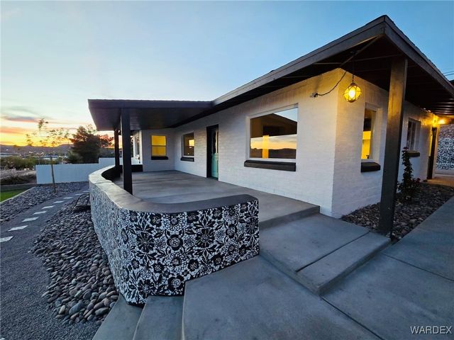 805 E Beale Street, Kingman, AZ 86401