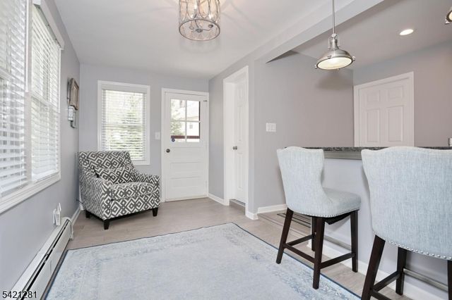 10 Hillside Rd, Ringwood Boro, NJ 07456