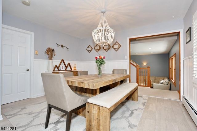 10 Hillside Rd, Ringwood Boro, NJ 07456