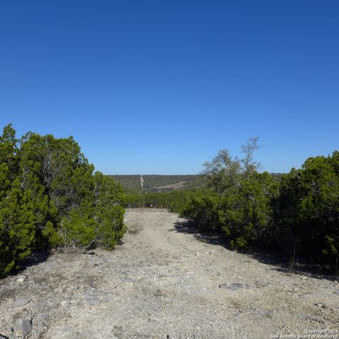 110 COCHISE CIR, Comfort, TX 78013