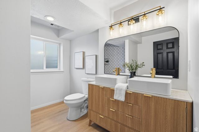 2460 ALLISON WAY, Syracuse, UT 84075