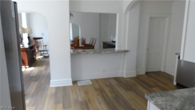 128 Columbia, Chester, WV 26034